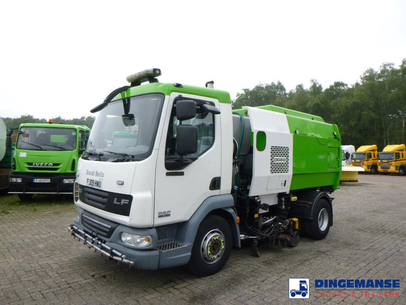 DAF LF 45.180 Scarab Merlin street sweeper 4x2 - Măturătoare stradală: Foto 1 DAF LF 45.180 Scarab Merlin street sweeper 4x2 - Măturătoare stradală: Foto 1