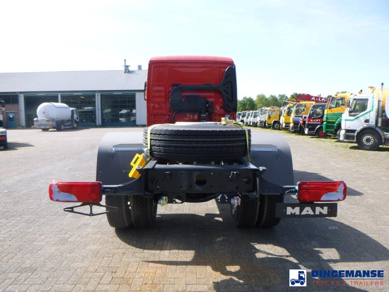 MAN TGM 18.320 4x4 BB chassis / new/unused - Camion şasiu: Foto 5 MAN TGM 18.320 4x4 BB chassis / new/unused - Camion şasiu: Foto 5