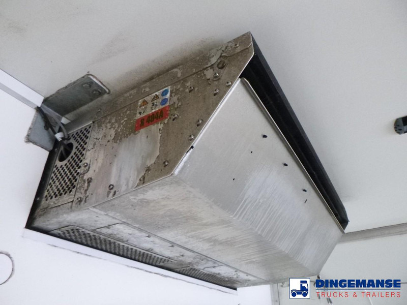 Mercedes-Benz Antos 2533 RHD 6x2 Thermoking T1000R frigo în leasing Mercedes-Benz Antos 2533 RHD 6x2 Thermoking T1000R frigo: Foto 16 Mercedes-Benz Antos 2533 RHD 6x2 Thermoking T1000R frigo în leasing Mercedes-Benz Antos 2533 RHD 6x2 Thermoking T1000R frigo: Foto 16