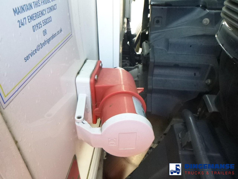 Mercedes-Benz Antos 2533 RHD 6x2 Thermoking T1000R frigo în leasing Mercedes-Benz Antos 2533 RHD 6x2 Thermoking T1000R frigo: Foto 19 Mercedes-Benz Antos 2533 RHD 6x2 Thermoking T1000R frigo în leasing Mercedes-Benz Antos 2533 RHD 6x2 Thermoking T1000R frigo: Foto 19