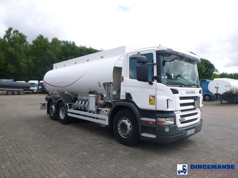 Scania P 320 DB 6X2 fuel tank 18.8 m3 / 5 comp - Camion cisternă: Foto 2 Scania P 320 DB 6X2 fuel tank 18.8 m3 / 5 comp - Camion cisternă: Foto 2