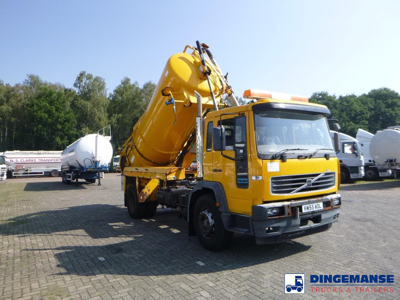 Volvo FL6 4x2 RHD Whale vacuum tank 8 m3 - Maşină pentru vidanjări: Foto 2 Volvo FL6 4x2 RHD Whale vacuum tank 8 m3 - Maşină pentru vidanjări: Foto 2