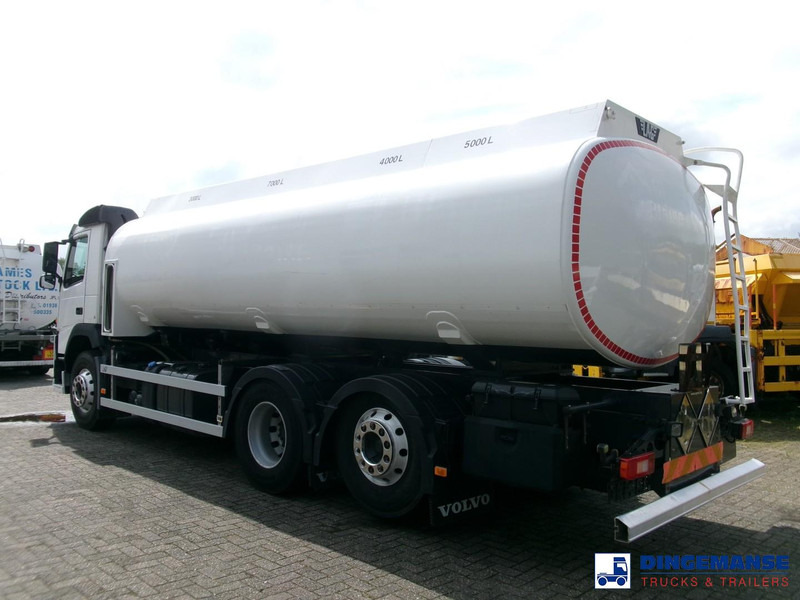 Volvo FM 380 6X2 fuel tank 20.6 m3 / 4 comp - Camion cisternă: Foto 4 Volvo FM 380 6X2 fuel tank 20.6 m3 / 4 comp - Camion cisternă: Foto 4
