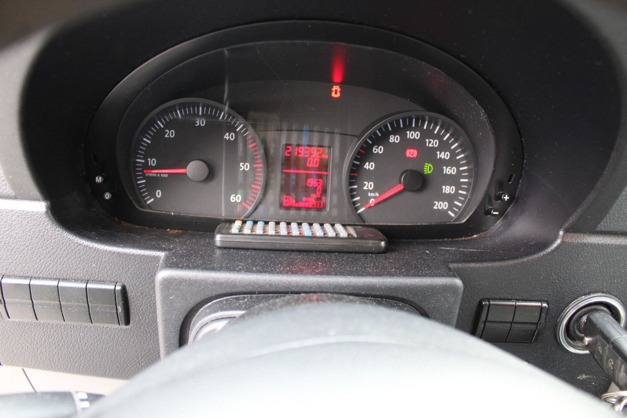 Dubă Volkswagen Crafter 2.5 TDI Kasten 3,5 t + AHK, Klima,: Foto 16