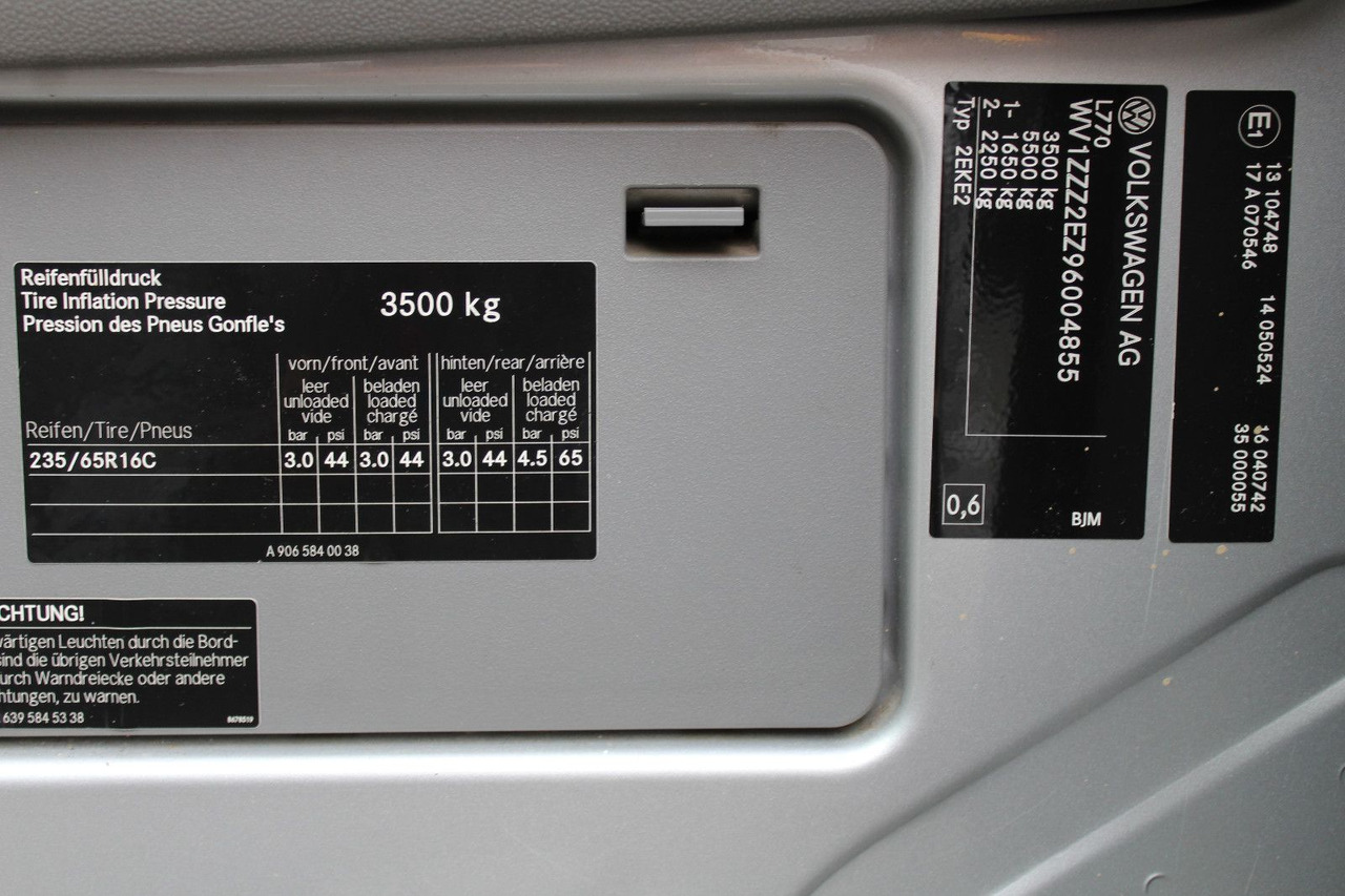 Dubă Volkswagen Crafter 2.5 TDI Kasten 3,5 t + AHK, Klima,: Foto 17