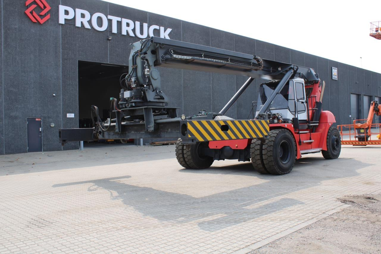 SMV 108 TB6 - Reach stacker: Foto 2 SMV 108 TB6 - Reach stacker: Foto 2
