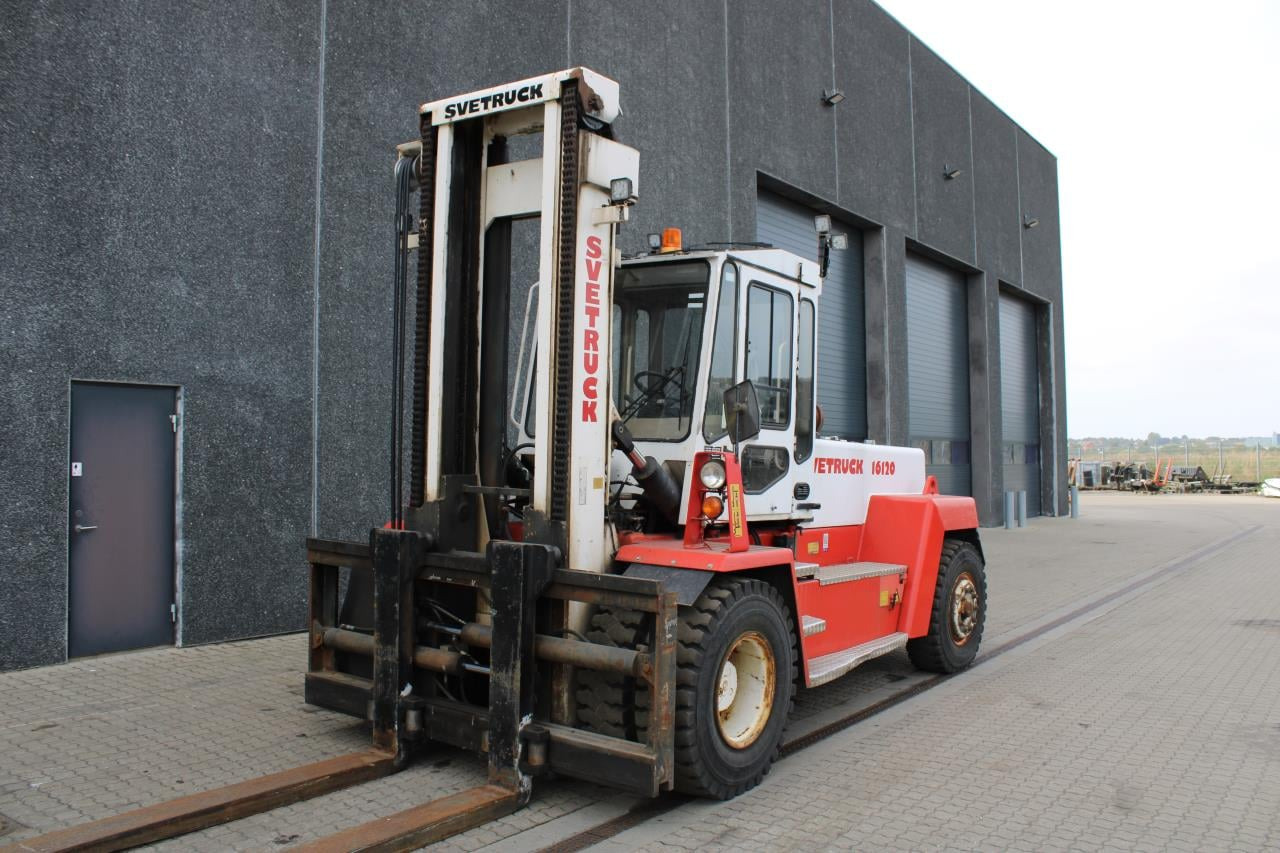 SveTruck 16120 - Stivuitor diesel: Foto 3 SveTruck 16120 - Stivuitor diesel: Foto 3