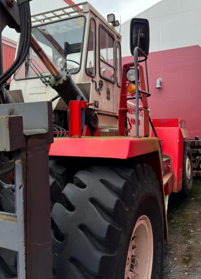 SveTruck 44120-52 - Stivuitor diesel: Foto 3 SveTruck 44120-52 - Stivuitor diesel: Foto 3