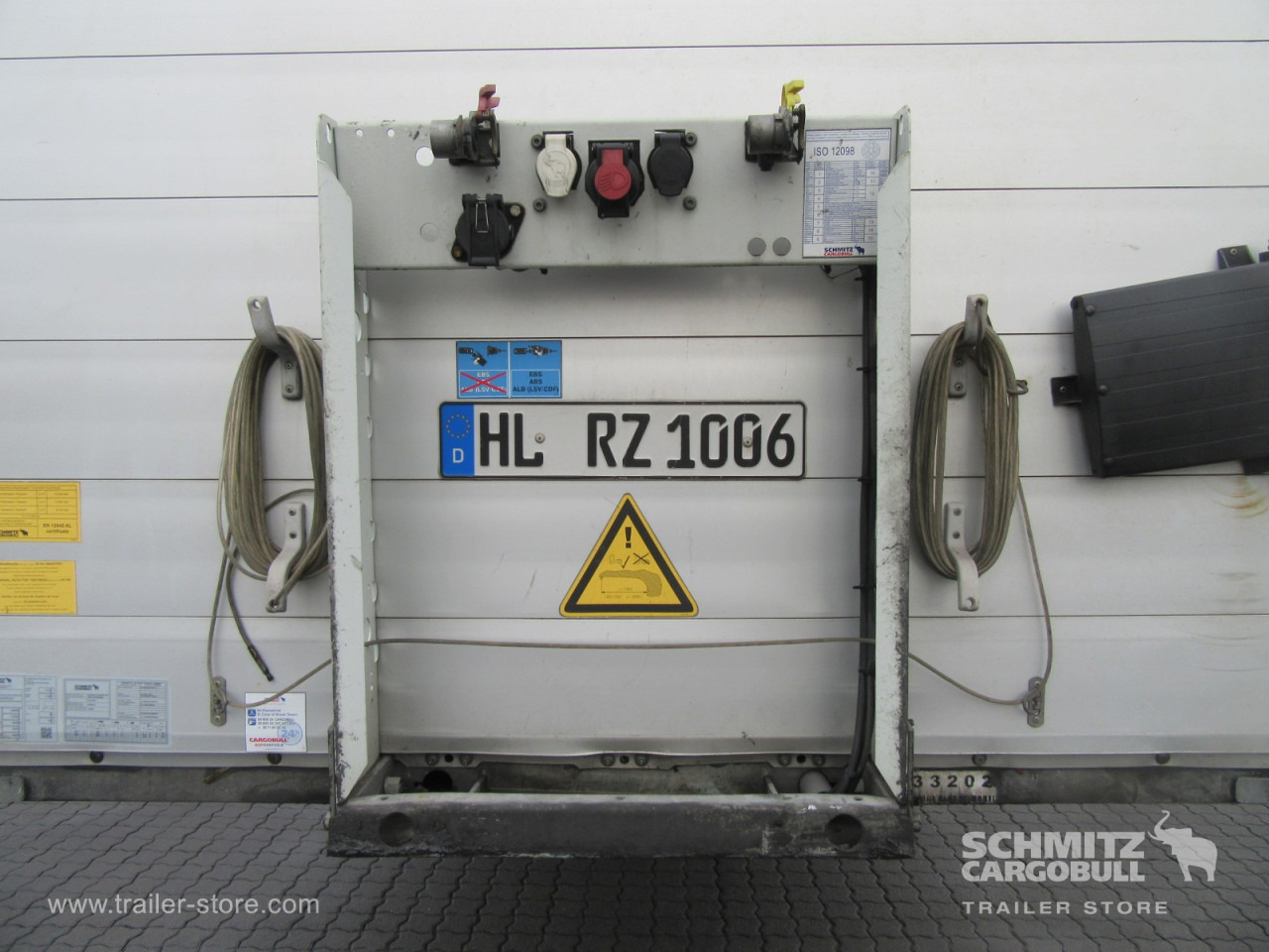 SCHMITZ Auflieger Curtainsider Mega - Semiremorcă prelată: Foto 4 SCHMITZ Auflieger Curtainsider Mega - Semiremorcă prelată: Foto 4