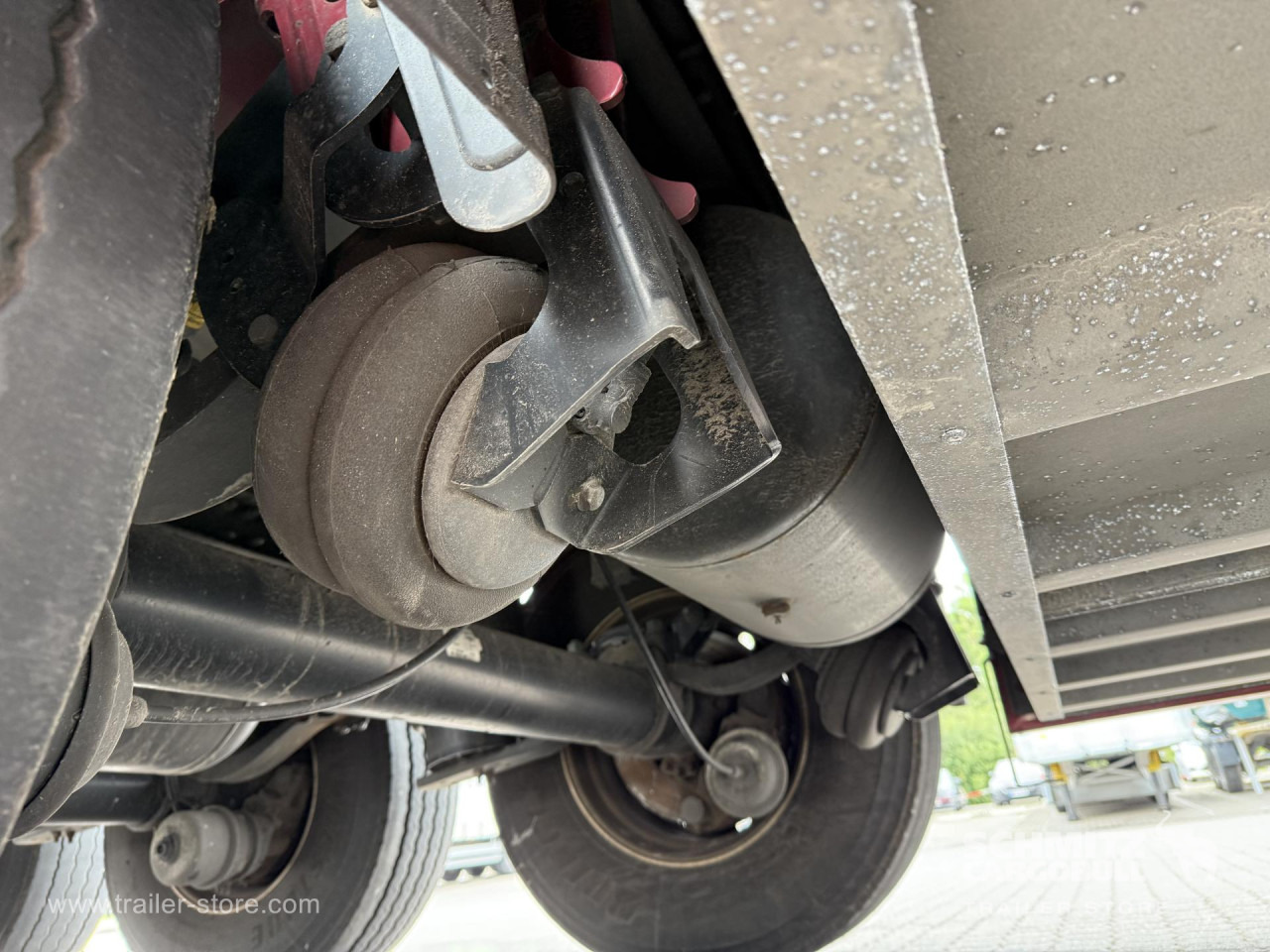 SCHMITZ Auflieger Tiefkühler Multitemp - Semiremorcă izoterma: Foto 4 SCHMITZ Auflieger Tiefkühler Multitemp - Semiremorcă izoterma: Foto 4