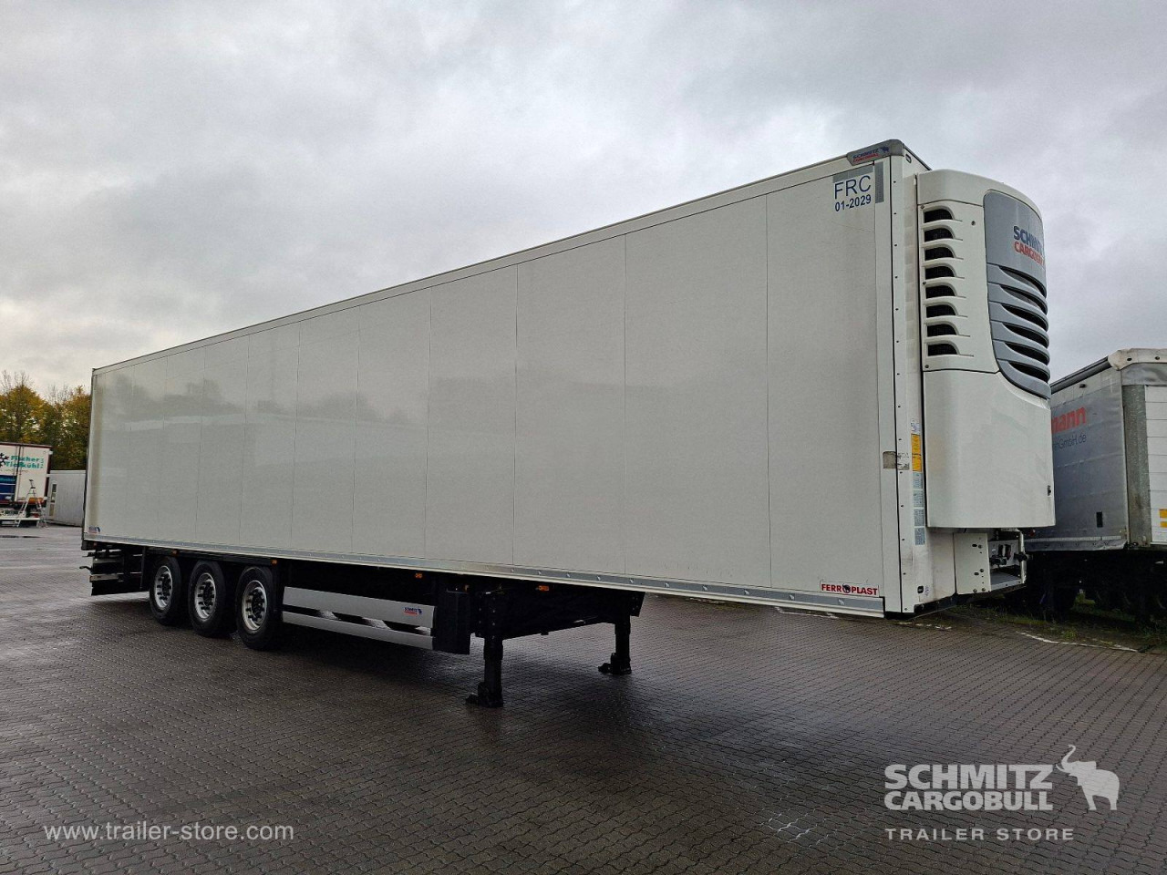 SCHMITZ Auflieger Tiefkühler Standard - Semiremorcă izoterma: Foto 1 SCHMITZ Auflieger Tiefkühler Standard - Semiremorcă izoterma: Foto 1