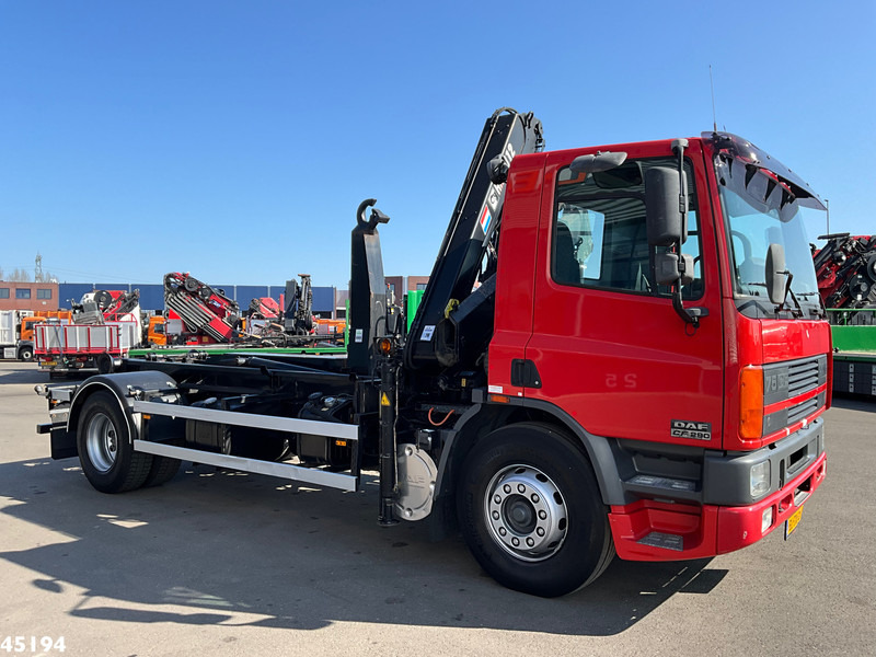 DAF FA 75.290 ATI Hiab 11 Tonmeter laadkraan Just 84.508 km! - Camion cu cârlig, Camion cu macara: Foto 4 DAF FA 75.290 ATI Hiab 11 Tonmeter laadkraan Just 84.508 km! - Camion cu cârlig, Camion cu macara: Foto 4