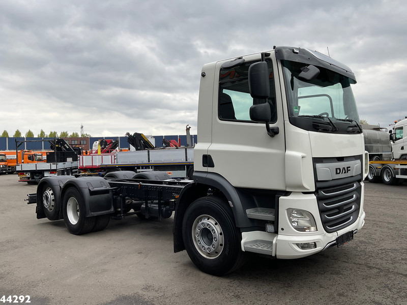 DAF FAN CF 450 Euro 6 Chassis Cabine - Camion şasiu: Foto 5 DAF FAN CF 450 Euro 6 Chassis Cabine - Camion şasiu: Foto 5