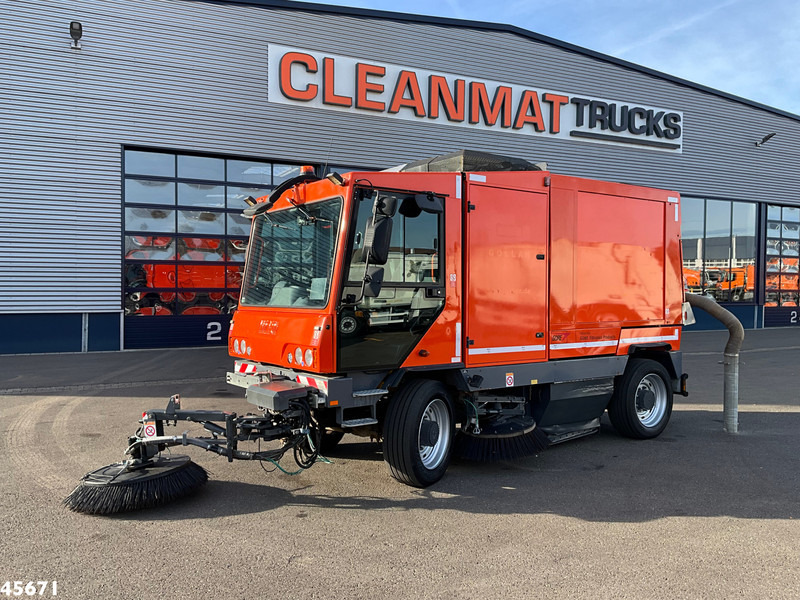 Dulevo 5020 Euro 6 with 3-rd brush - Măturătoare stradală: Foto 1 Dulevo 5020 Euro 6 with 3-rd brush - Măturătoare stradală: Foto 1