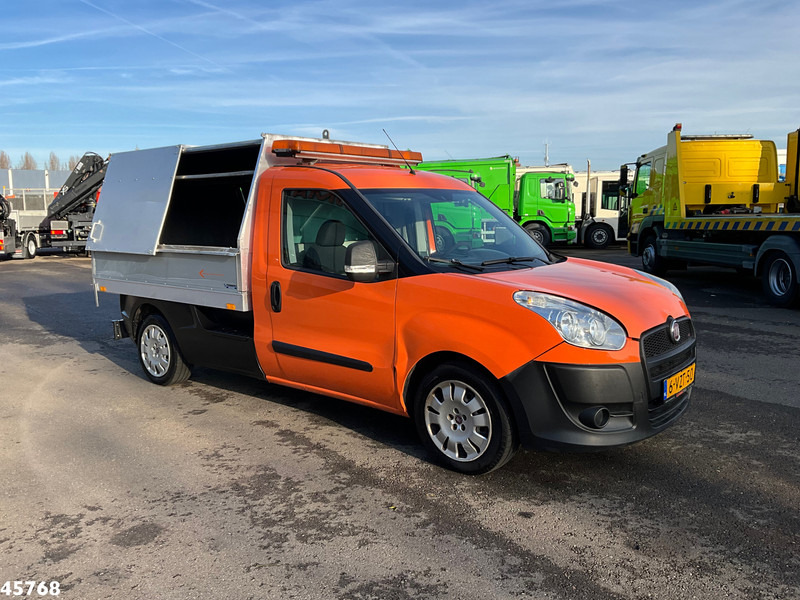 Fiat Doblò 1.3 MultiJet Maxi Veegvuilkipper - Pick-up: Foto 4 Fiat Doblò 1.3 MultiJet Maxi Veegvuilkipper - Pick-up: Foto 4