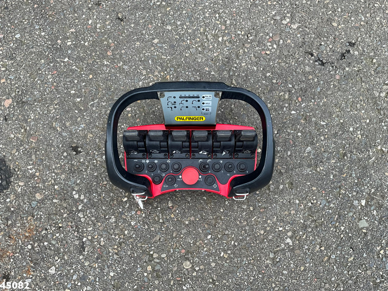 Camion cu macara Iveco Trakker AD260T41 Euro 5 6x4 Full Steel Palfinger 36 Tm laadkraan Just 133.291 km!: Foto 10