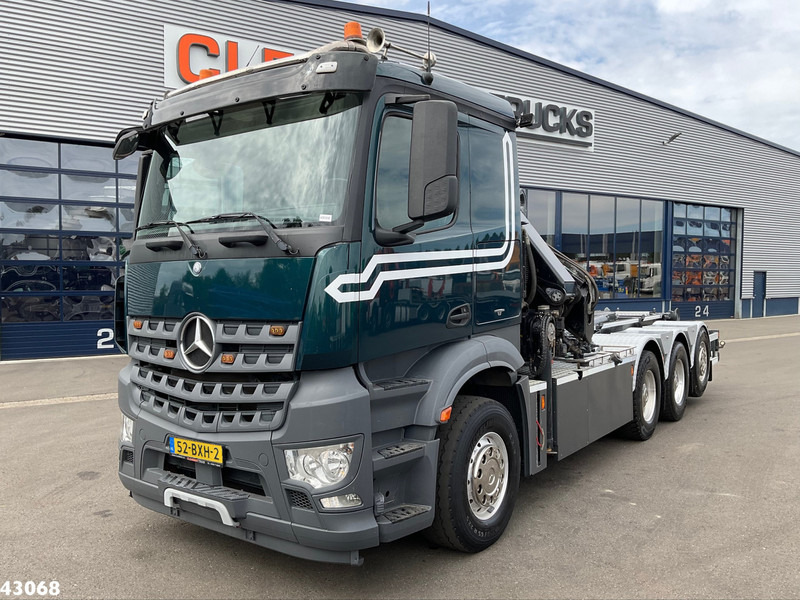 Mercedes-Benz Arocs 3251 8x4 Euro 6 Hiab 28 Tonmeter laadkraan - Camion cu cârlig, Camion cu macara: Foto 2 Mercedes-Benz Arocs 3251 8x4 Euro 6 Hiab 28 Tonmeter laadkraan - Camion cu cârlig, Camion cu macara: Foto 2
