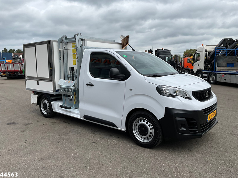 Peugeot E-Expert 100% elektrisch kippende zijlader - Autogunoiere: Foto 3 Peugeot E-Expert 100% elektrisch kippende zijlader - Autogunoiere: Foto 3