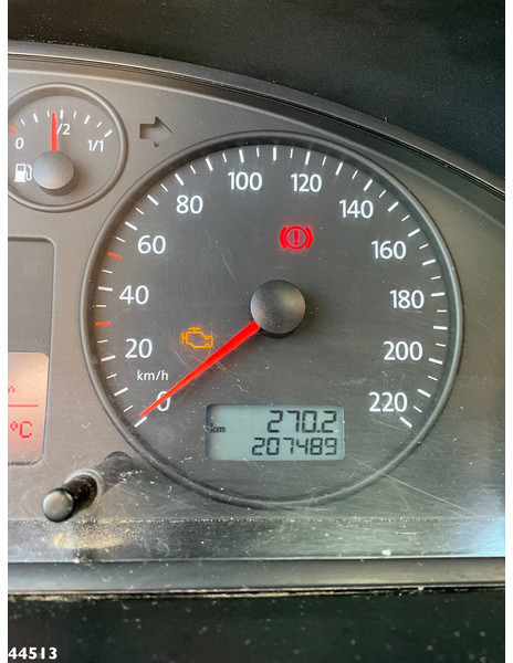 Camion platformă Volkswagen Transporter 2.0 300 Manual: Foto 11 Camion platformă Volkswagen Transporter 2.0 300 Manual: Foto 11