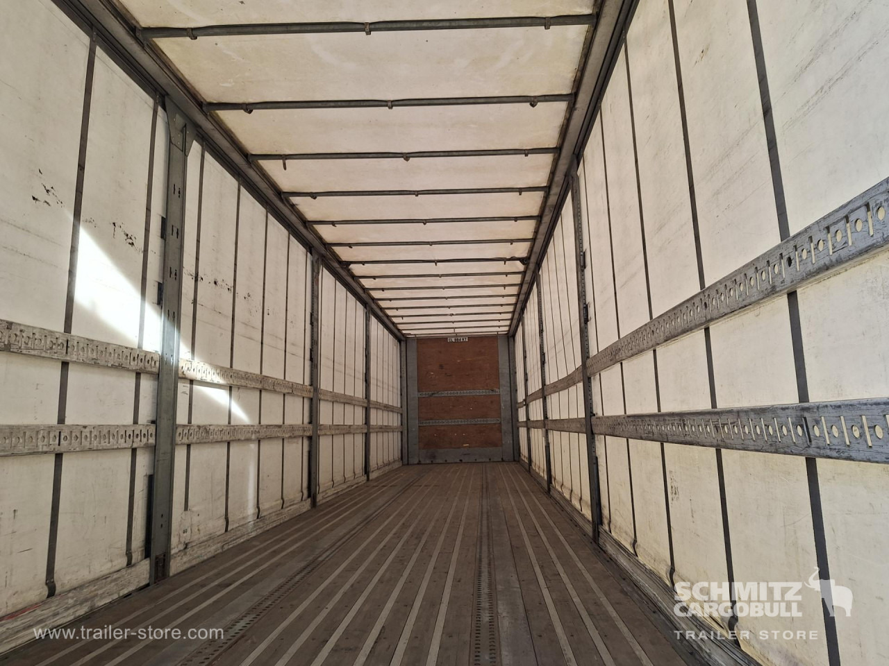 FRUEHAUF Curtainsider Standard Taillift - Semiremorcă prelată: Foto 4 FRUEHAUF Curtainsider Standard Taillift - Semiremorcă prelată: Foto 4