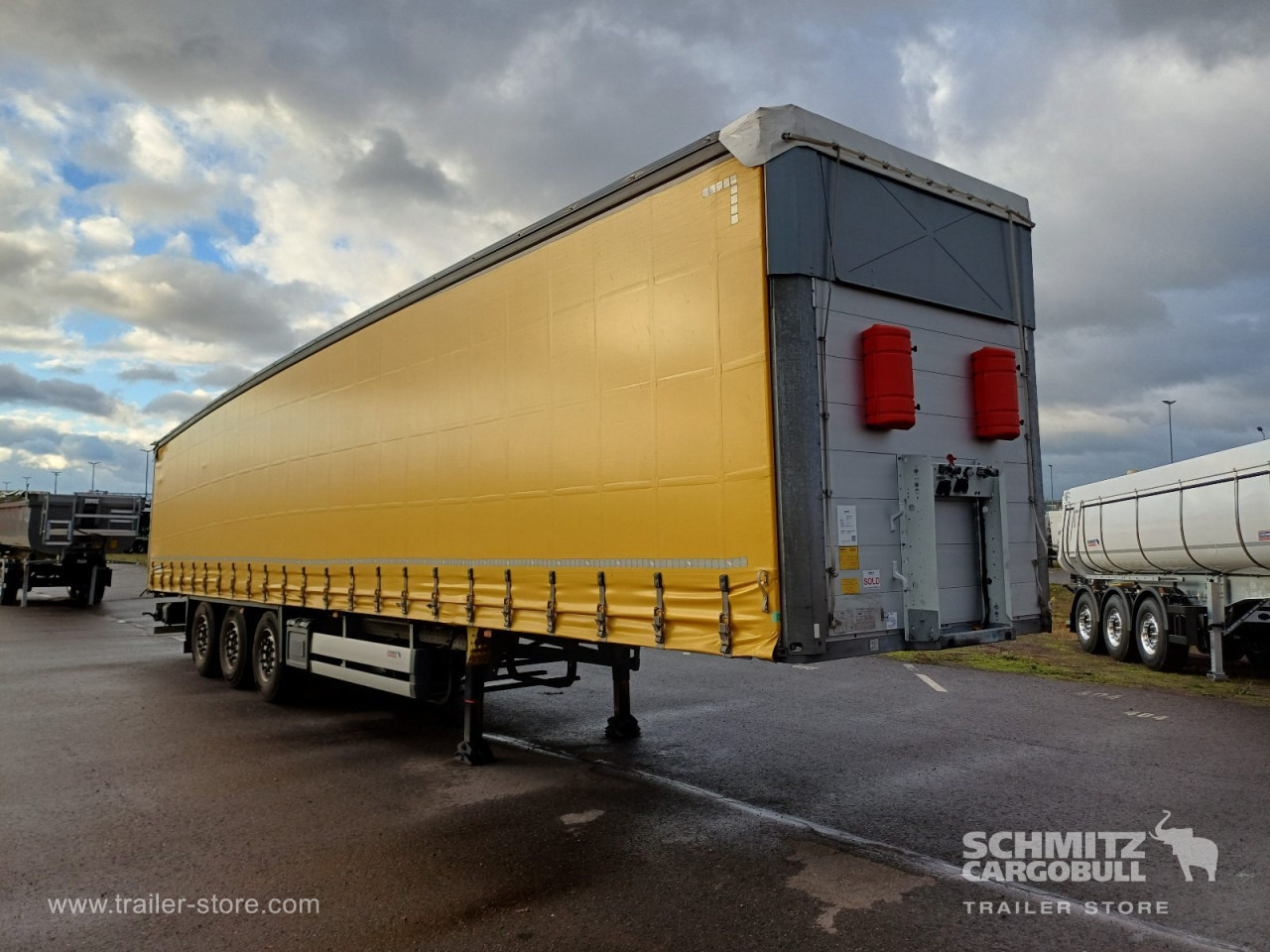 SCHMITZ Auflieger Curtainsider Standard - Semiremorcă prelată: Foto 1 SCHMITZ Auflieger Curtainsider Standard - Semiremorcă prelată: Foto 1
