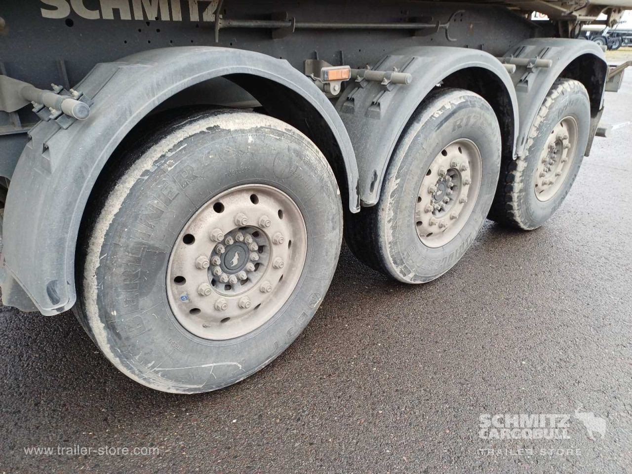 SCHMITZ Auflieger Kipper Alukastenmulde 24m³ - Semiremorcă basculantă: Foto 2 SCHMITZ Auflieger Kipper Alukastenmulde 24m³ - Semiremorcă basculantă: Foto 2