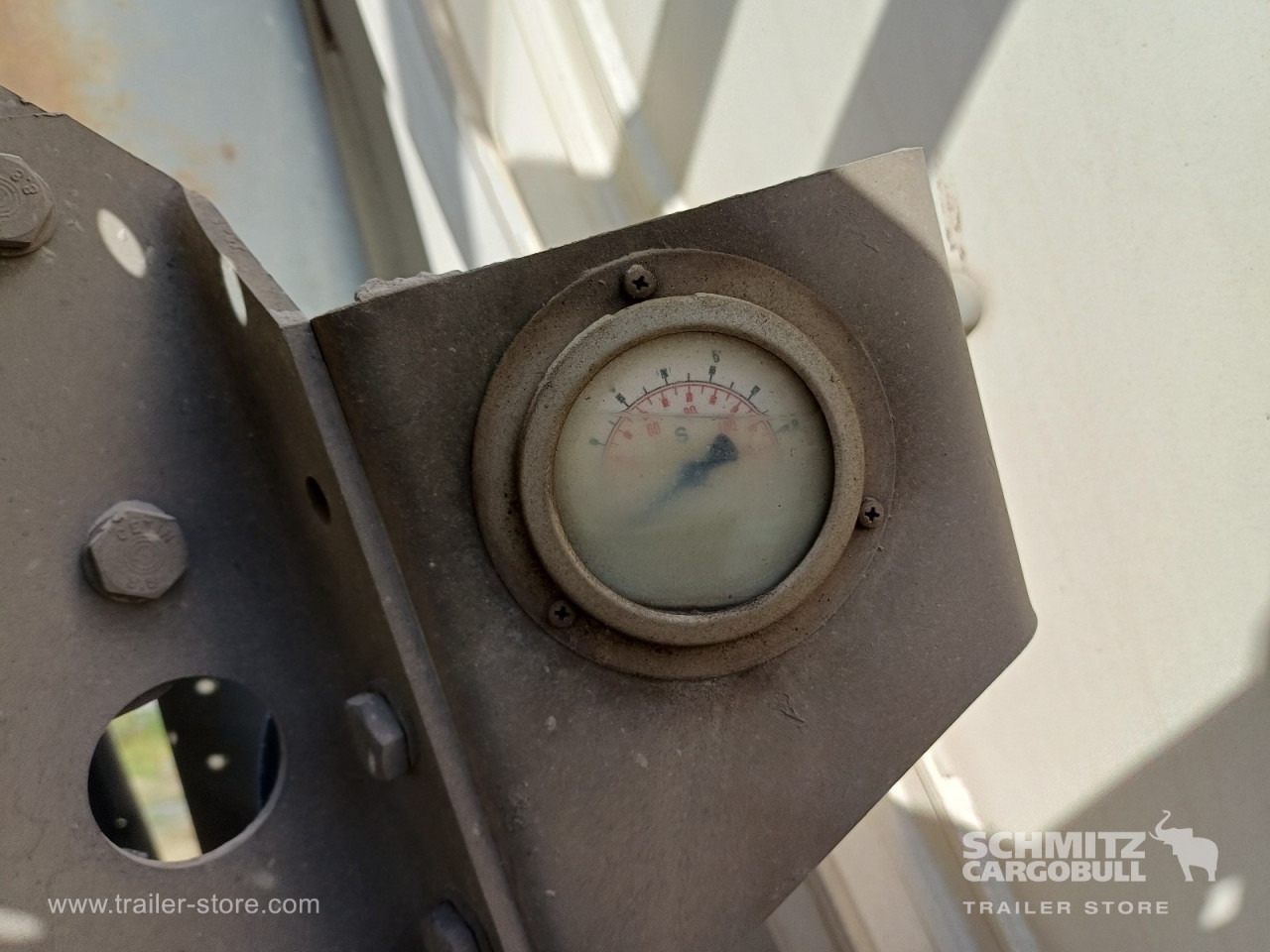 SCHMITZ Auflieger Kipper Alukastenmulde 24m³ - Semiremorcă basculantă: Foto 3 SCHMITZ Auflieger Kipper Alukastenmulde 24m³ - Semiremorcă basculantă: Foto 3