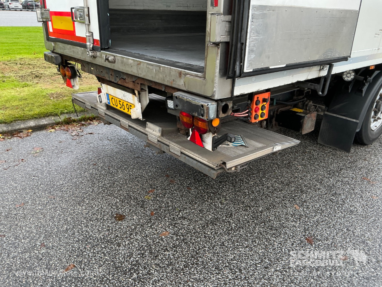 KRONE Reefer Standard Taillift în leasing KRONE Reefer Standard Taillift: Foto 6 KRONE Reefer Standard Taillift în leasing KRONE Reefer Standard Taillift: Foto 6