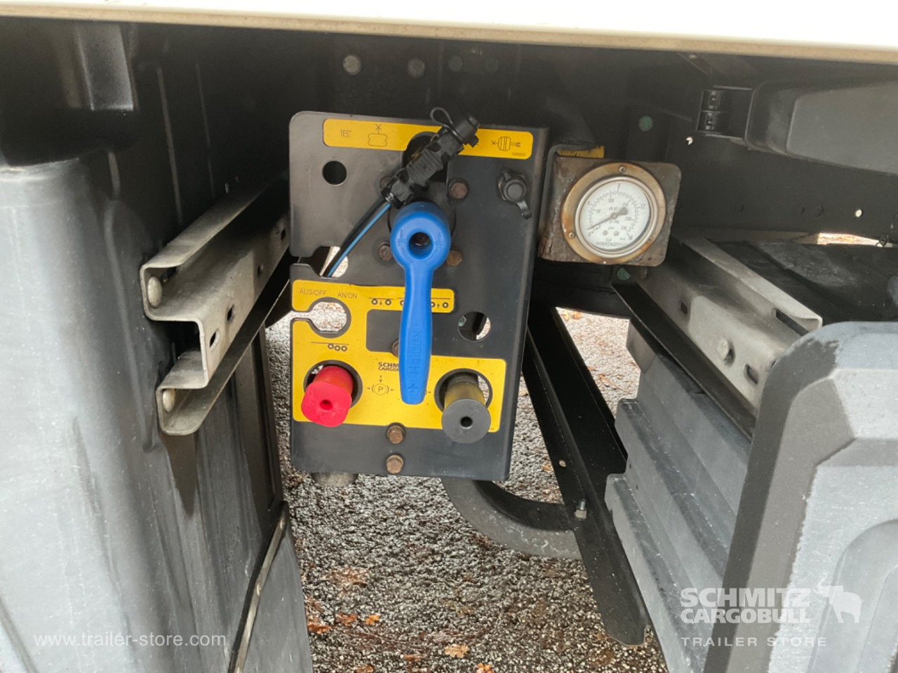 SCHMITZ Reefer Standard Double deck - Semiremorcă izoterma: Foto 2 SCHMITZ Reefer Standard Double deck - Semiremorcă izoterma: Foto 2