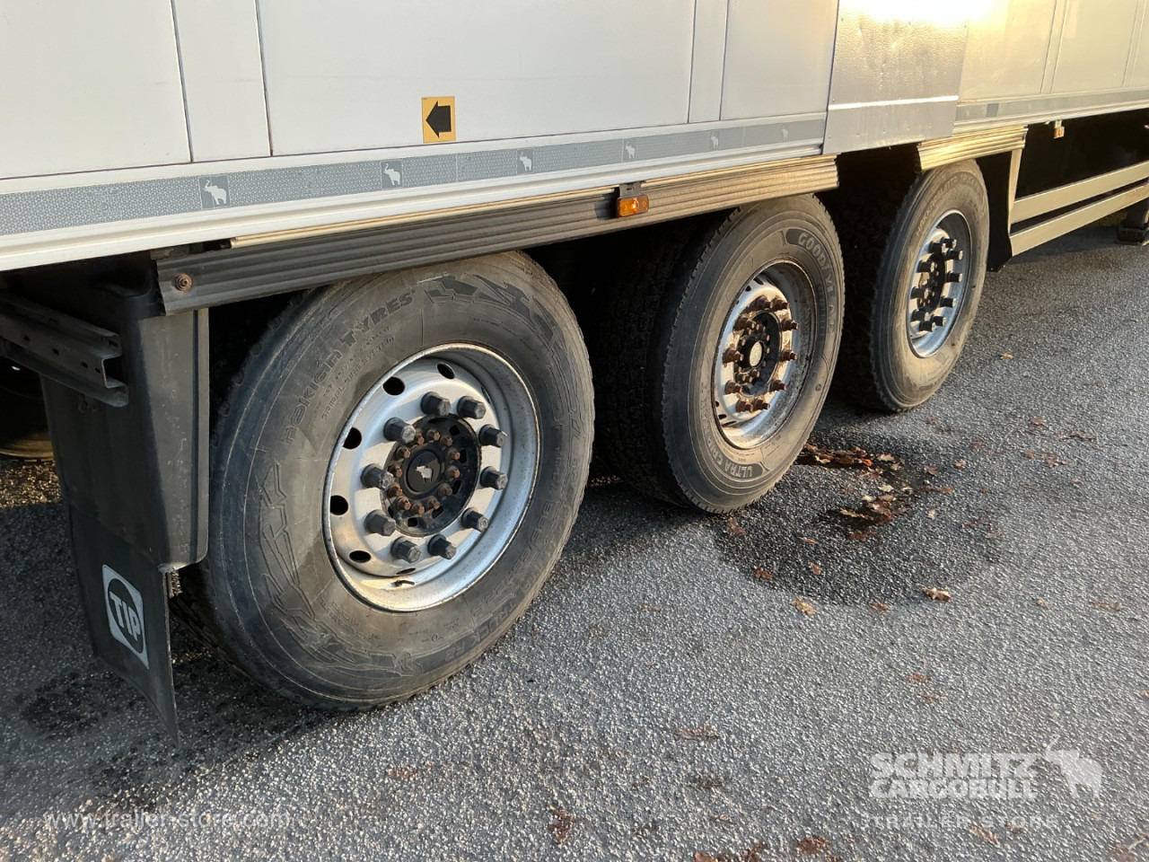 SCHMITZ Reefer Standard Double deck - Semiremorcă izoterma: Foto 3 SCHMITZ Reefer Standard Double deck - Semiremorcă izoterma: Foto 3