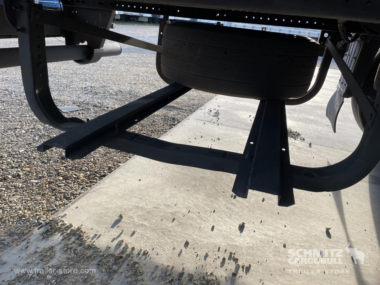 SCHMITZ Remolque Frigo Standard - Remorcă frigider: Foto 3 SCHMITZ Remolque Frigo Standard - Remorcă frigider: Foto 3