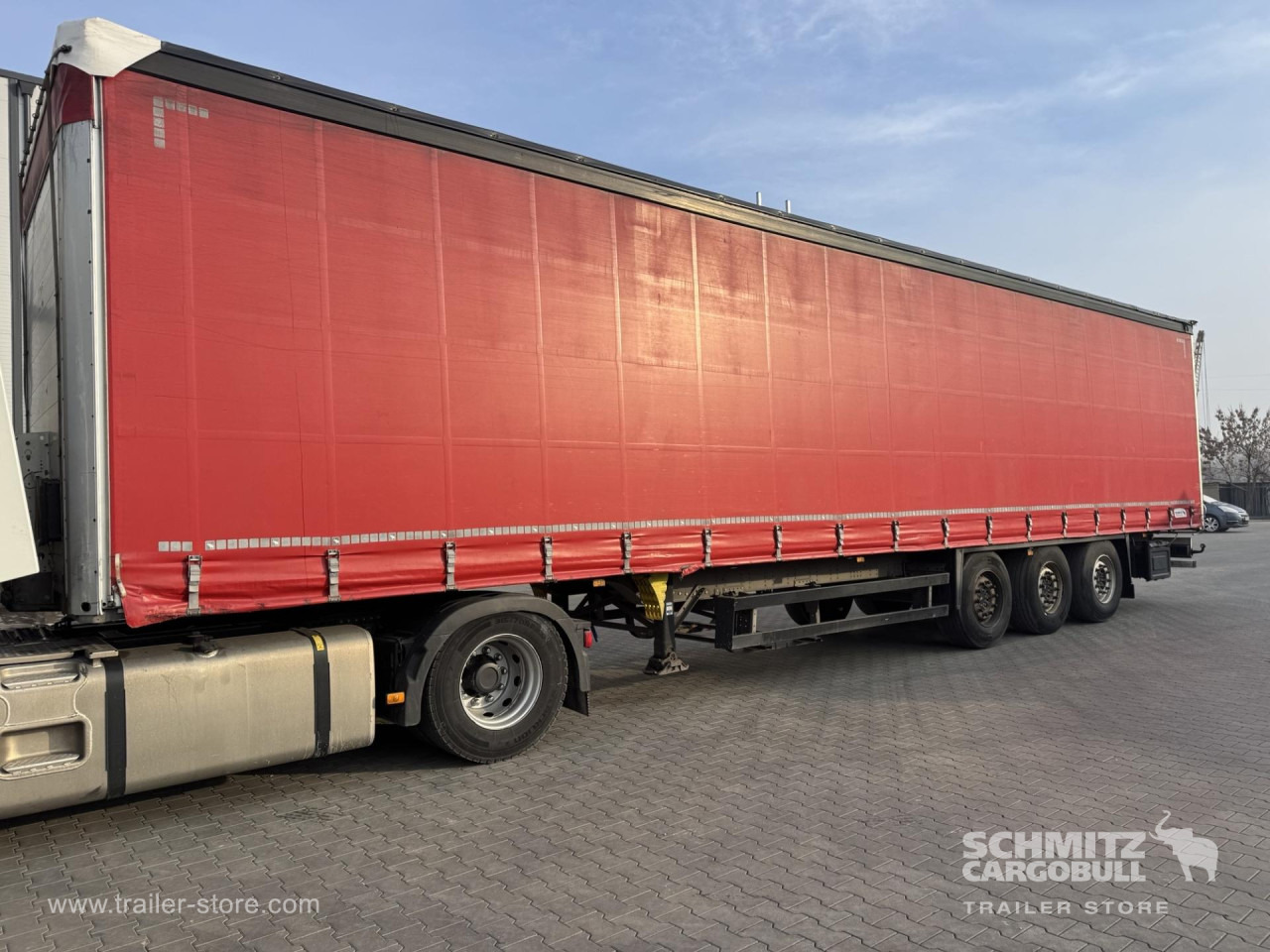 SCHMITZ Curtainsider Standard - Semiremorcă prelată: Foto 4 SCHMITZ Curtainsider Standard - Semiremorcă prelată: Foto 4