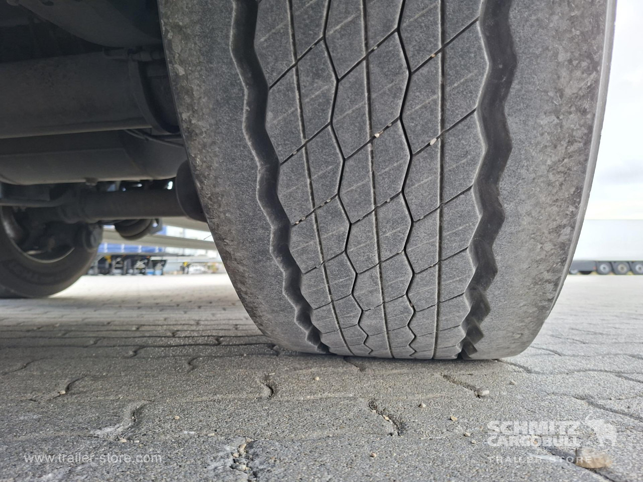 SCHMITZ Reefer Standard - Semiremorcă izoterma: Foto 4 SCHMITZ Reefer Standard - Semiremorcă izoterma: Foto 4