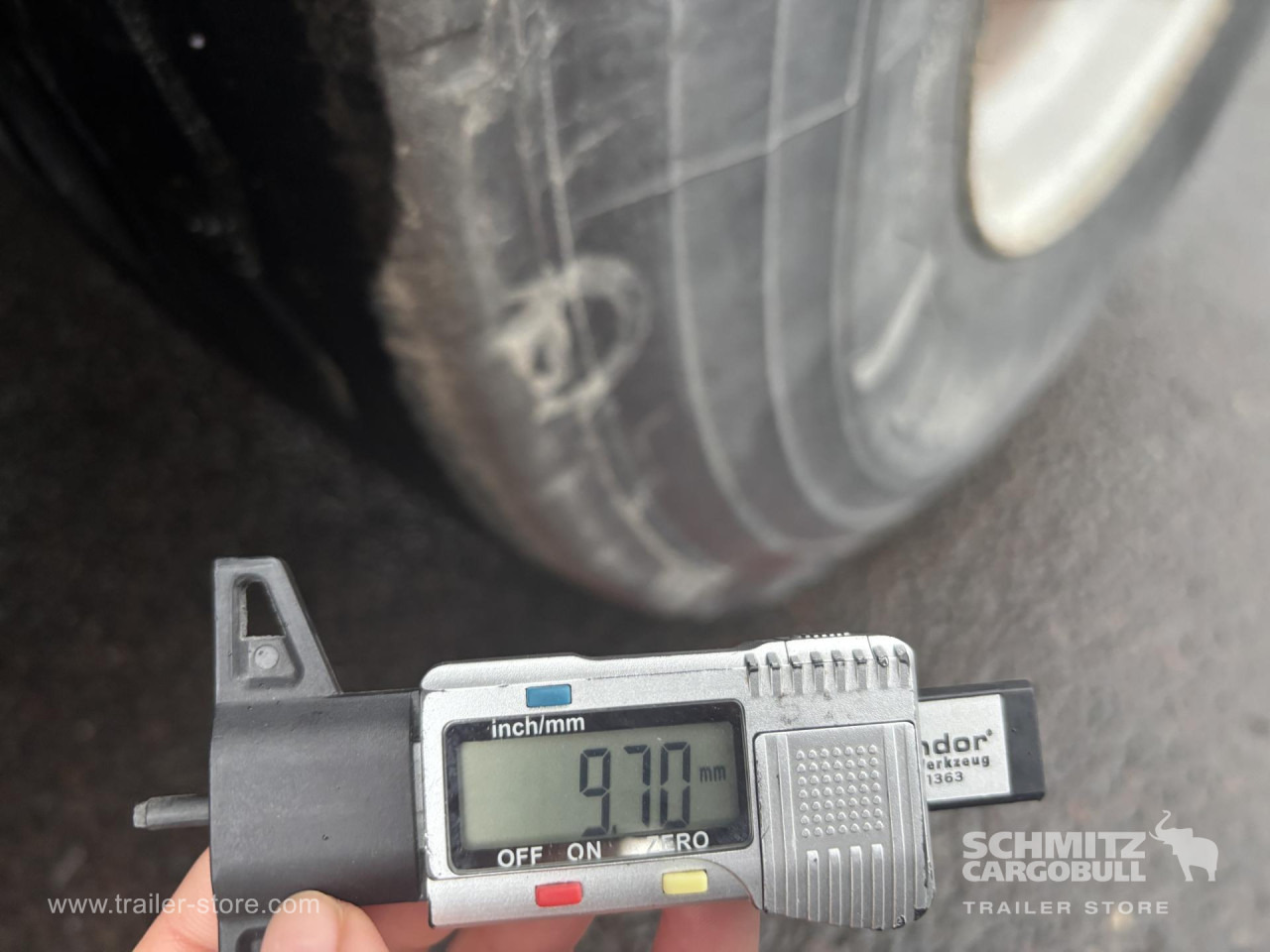 Tipper Alu-square sided body 40m³ - Semiremorcă basculantă: Foto 2 Tipper Alu-square sided body 40m³ - Semiremorcă basculantă: Foto 2