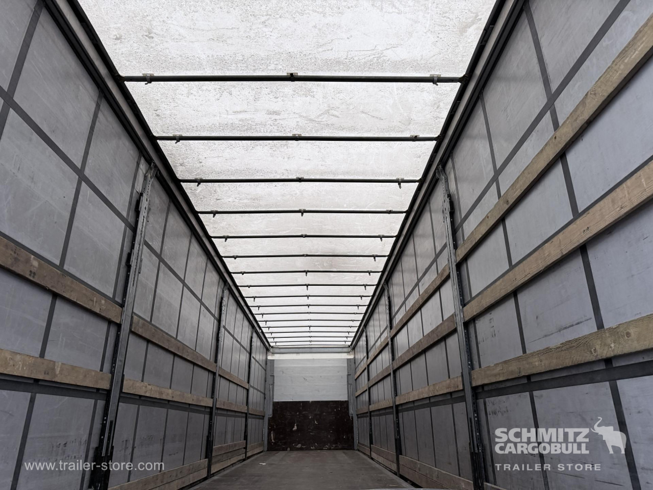 SCHMITZ Curtainsider Standard - Semiremorcă prelată: Foto 2 SCHMITZ Curtainsider Standard - Semiremorcă prelată: Foto 2