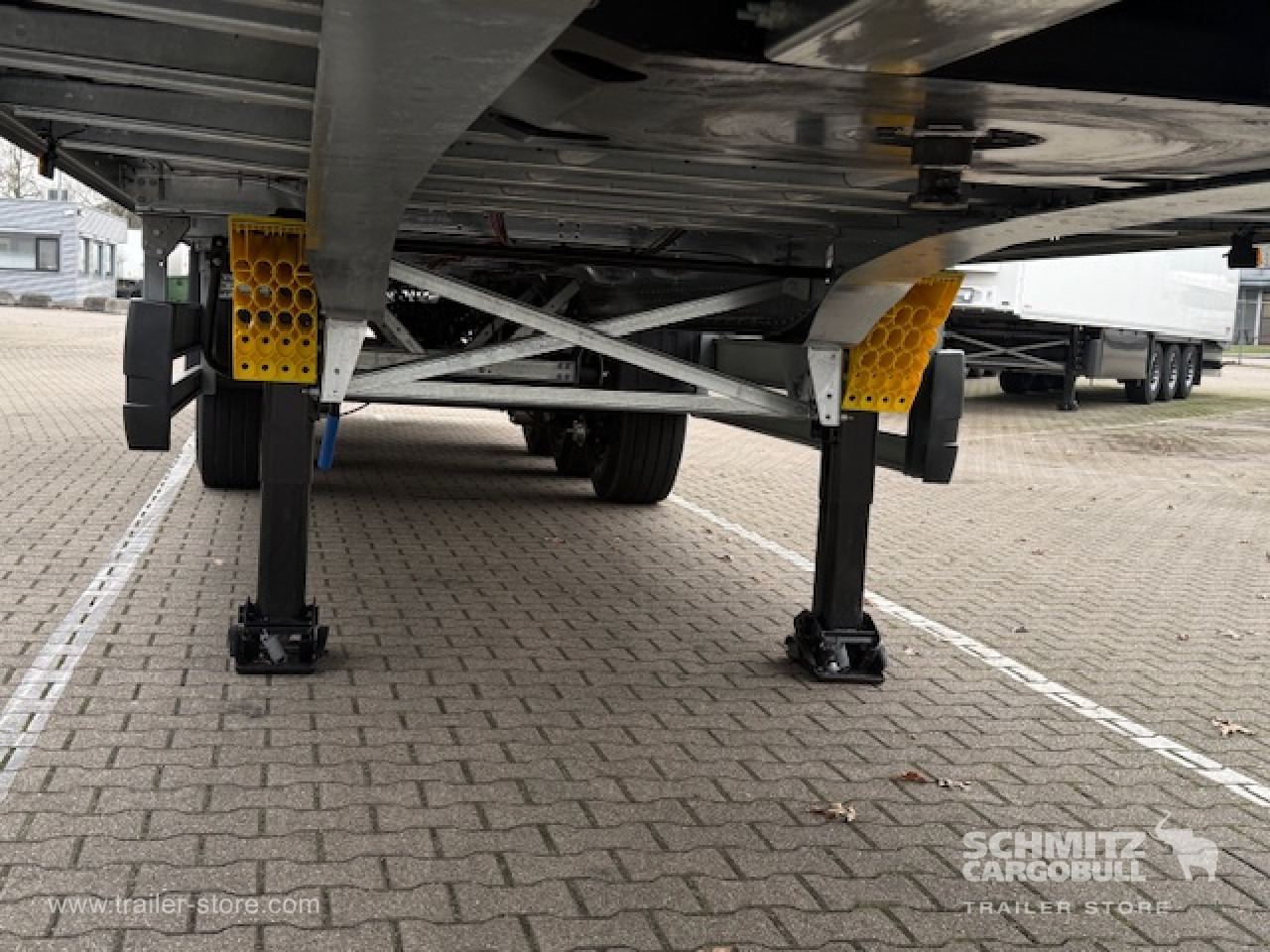SCHMITZ Oplegger Kasten Standard Roller shutter door - Semiremorcă furgon: Foto 3 SCHMITZ Oplegger Kasten Standard Roller shutter door - Semiremorcă furgon: Foto 3