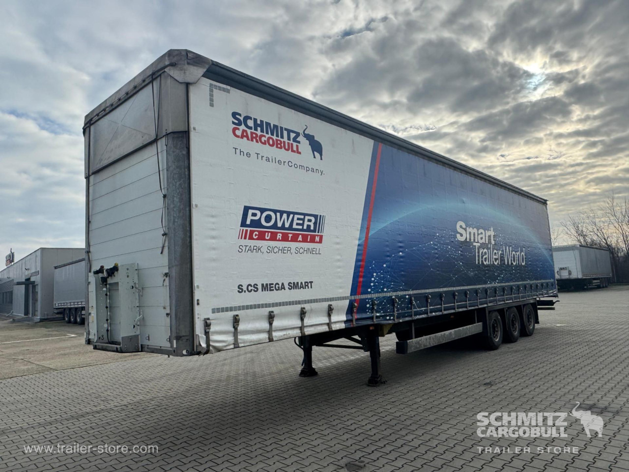 SCHMITZ Curtainsider Mega - Semiremorcă prelată: Foto 4 SCHMITZ Curtainsider Mega - Semiremorcă prelată: Foto 4