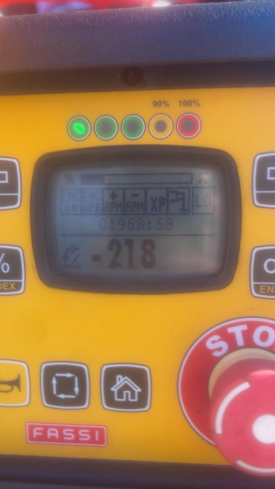 Camion platformă, Camion cu macara DAF CF 480 8x4 E6 / Fassi F315A.2.26 crane / flatbedCF 480 8x4 E6 / Fassi F315A.2.26 crane / flatbed: Foto 13 Camion platformă, Camion cu macara DAF CF 480 8x4 E6 / Fassi F315A.2.26 crane / flatbedCF 480 8x4 E6 / Fassi F315A.2.26 crane / flatbed: Foto 13