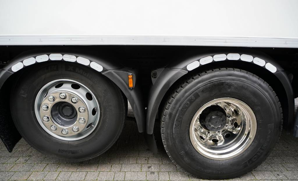 DAF XF 450 6×2 E6 / Refrigerator Lacapitaine / ATP/FRC to 2027 / 18 pallets în leasing DAF XF 450 6×2 E6 / Refrigerator Lacapitaine / ATP/FRC to 2027 / 18 pallets: Foto 23