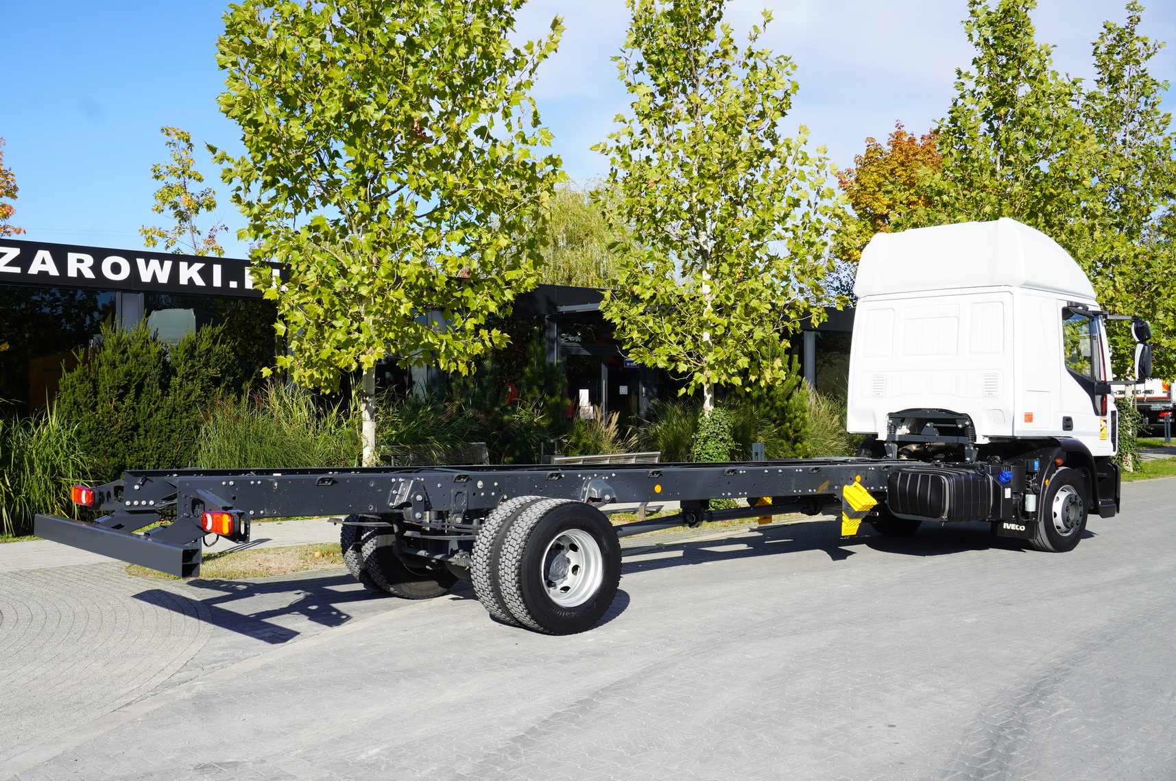 IVECO Eurocargo 140e19 4×2 E6 Glob / ADR / frame 8,1m - Camion şasiu: Foto 4 IVECO Eurocargo 140e19 4×2 E6 Glob / ADR / frame 8,1m - Camion şasiu: Foto 4