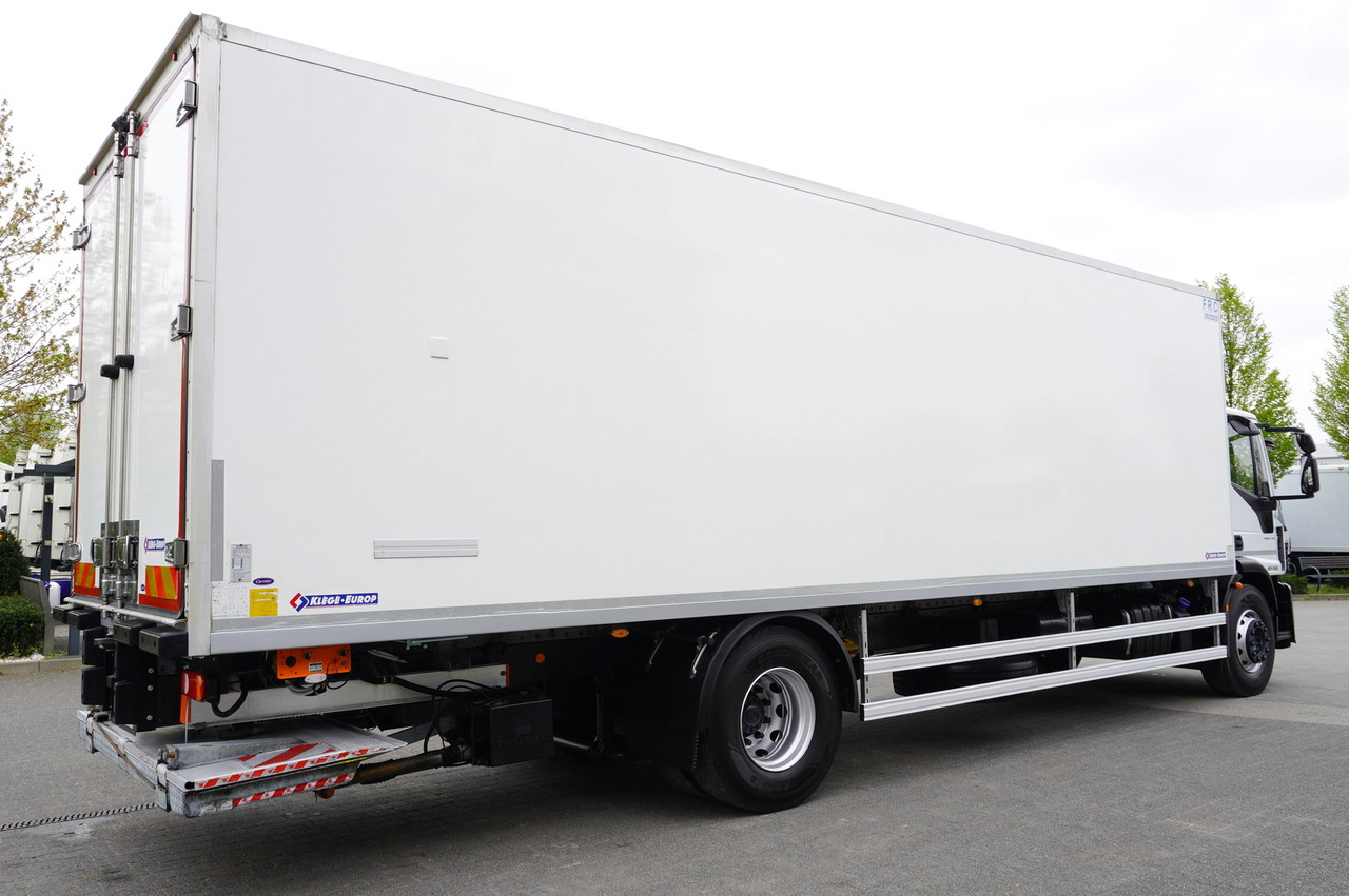 IVECO Eurocargo 190-280L E6 4x2 / Refrigerator / Dhollandia DHSM.20 tail lift / 21 pallets - Camion frigider: Foto 5 IVECO Eurocargo 190-280L E6 4x2 / Refrigerator / Dhollandia DHSM.20 tail lift / 21 pallets - Camion frigider: Foto 5