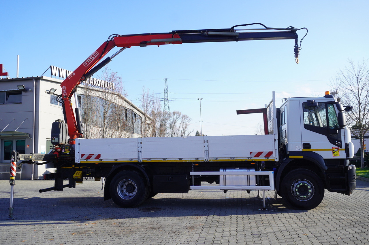 IVECO Stralis X-Way 310 4x2 E6 / Fassi F155 crane / 670 MTH / 130 tho. km / - Camion cu macara: Foto 4 IVECO Stralis X-Way 310 4x2 E6 / Fassi F155 crane / 670 MTH / 130 tho. km / - Camion cu macara: Foto 4