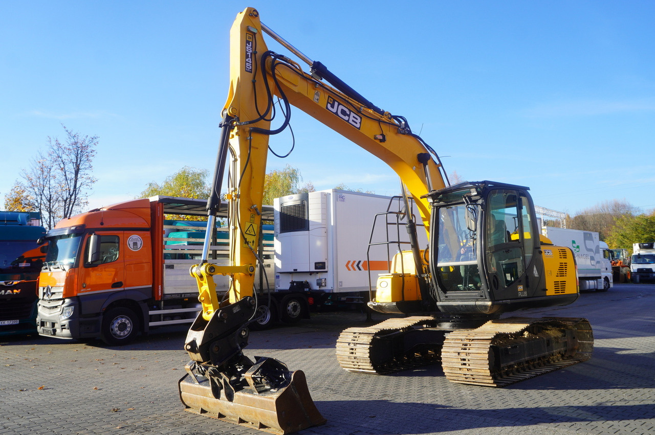 JCB JS 145LC crawler excavator / 4800 MTH - Excavator pe şenile: Foto 4 JCB JS 145LC crawler excavator / 4800 MTH - Excavator pe şenile: Foto 4