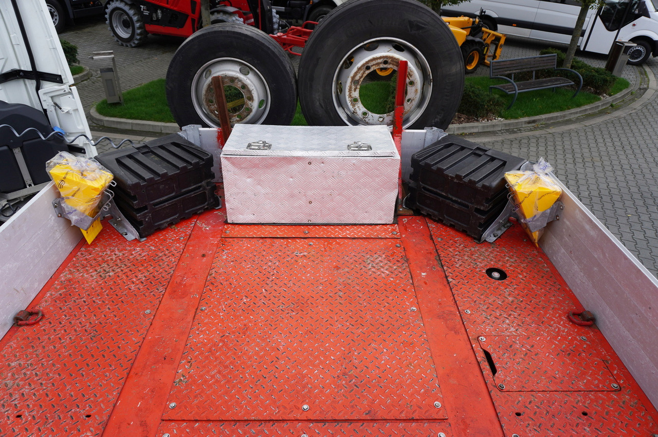 Semiremorcă transport agabaritic KÄSSBOHRER LB2 TIEF-BETT low loader semi-trailer / 16.5 m / Extendable semi-trailer / steered axles / 2 units: Foto 27 Semiremorcă transport agabaritic KÄSSBOHRER LB2 TIEF-BETT low loader semi-trailer / 16.5 m / Extendable semi-trailer / steered axles / 2 units: Foto 27