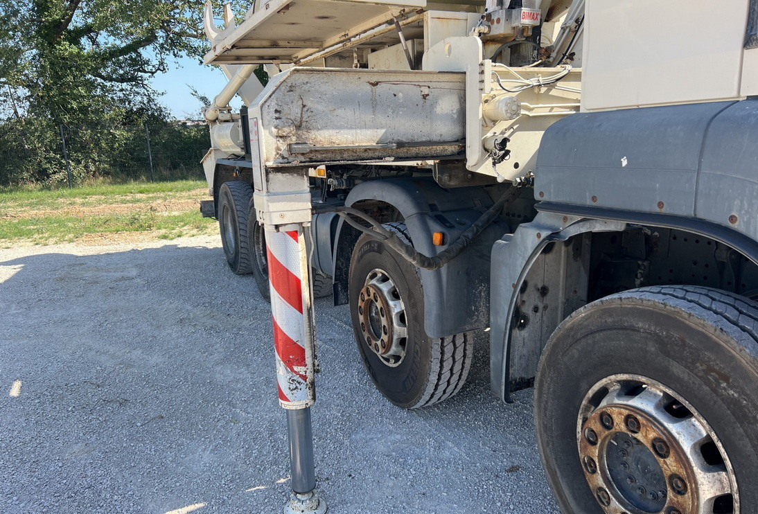 Autopompă de beton MAN TGS 32.400 8x4 Concrete Mixer Pump truck / 426 MTH !!! / 18 meters: Foto 18