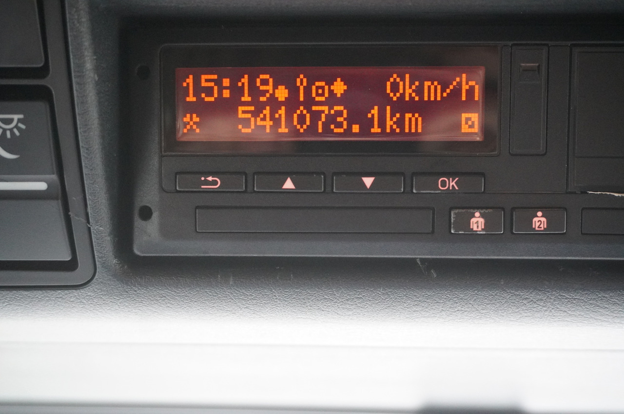 MAN TGS 35.420 8×2 / Chassis 6.4 m / 3 steered axles în leasing MAN TGS 35.420 8×2 / Chassis 6.4 m / 3 steered axles: Foto 21 MAN TGS 35.420 8×2 / Chassis 6.4 m / 3 steered axles în leasing MAN TGS 35.420 8×2 / Chassis 6.4 m / 3 steered axles: Foto 21