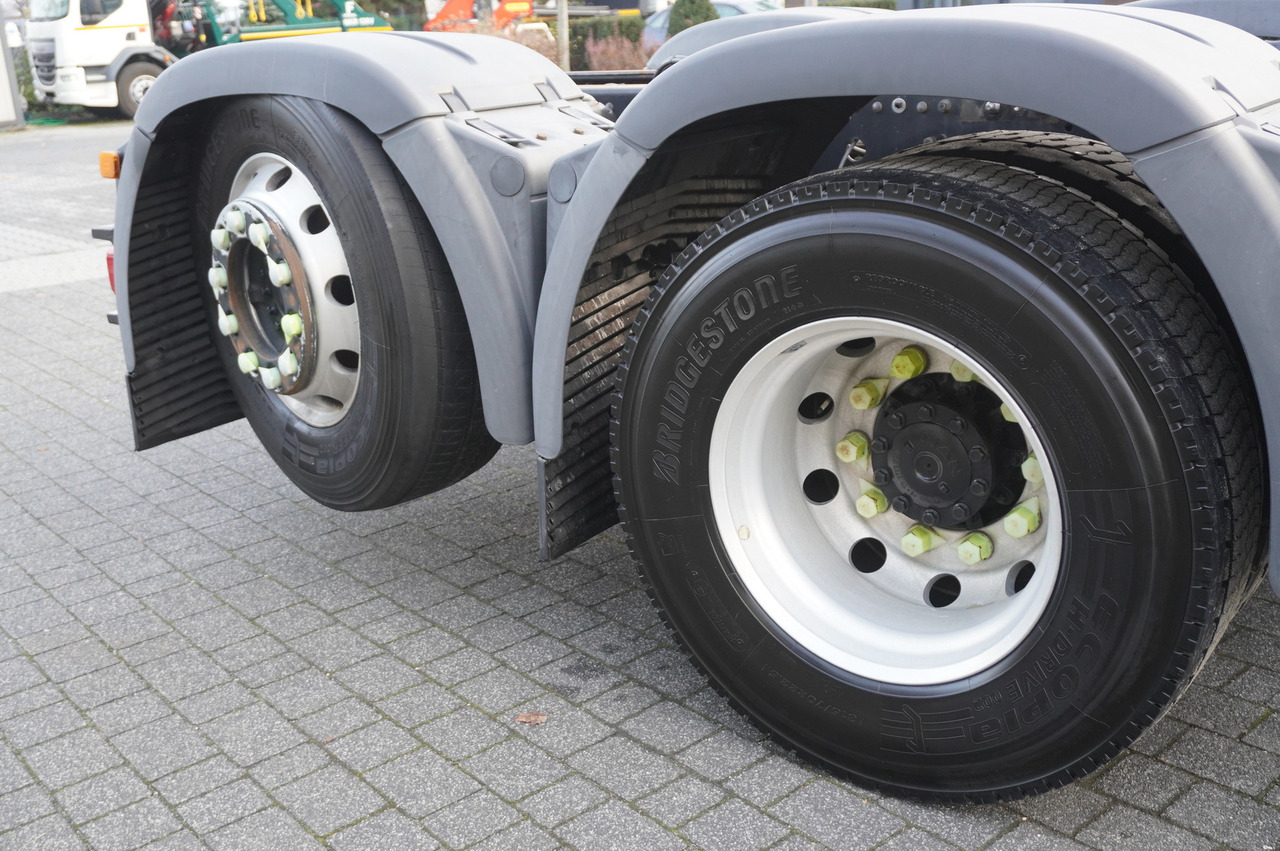 MAN TGS 35.420 8×2 / Chassis 6.4 m / 3 steered axles în leasing MAN TGS 35.420 8×2 / Chassis 6.4 m / 3 steered axles: Foto 10 MAN TGS 35.420 8×2 / Chassis 6.4 m / 3 steered axles în leasing MAN TGS 35.420 8×2 / Chassis 6.4 m / 3 steered axles: Foto 10