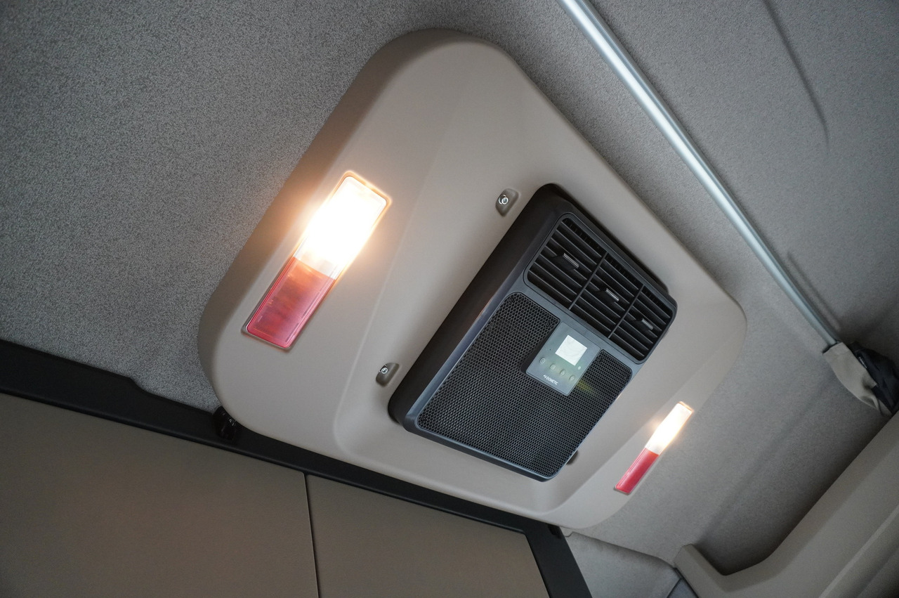 MAN TGS 35.420 8×2 / Chassis 6.4 m / 3 steered axles în leasing MAN TGS 35.420 8×2 / Chassis 6.4 m / 3 steered axles: Foto 22 MAN TGS 35.420 8×2 / Chassis 6.4 m / 3 steered axles în leasing MAN TGS 35.420 8×2 / Chassis 6.4 m / 3 steered axles: Foto 22