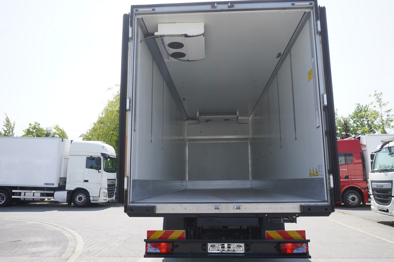MAN TGX 26.470 / 2022 / Krone Refrigerator 40 EPAL Multitemp Dopplestock / Carrier Supra 950 MT - Camion frigider: Foto 3 MAN TGX 26.470 / 2022 / Krone Refrigerator 40 EPAL Multitemp Dopplestock / Carrier Supra 950 MT - Camion frigider: Foto 3