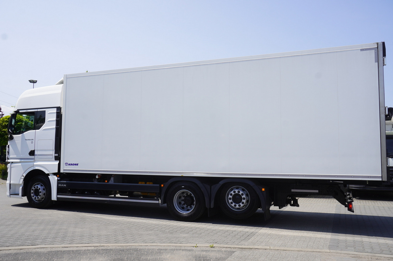 MAN TGX 26.470 / 2022 / Krone Refrigerator 40 EPAL Multitemp Dopplestock / Carrier Supra 950 MT - Camion frigider: Foto 5 MAN TGX 26.470 / 2022 / Krone Refrigerator 40 EPAL Multitemp Dopplestock / Carrier Supra 950 MT - Camion frigider: Foto 5